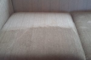 hull upholstery cleaning